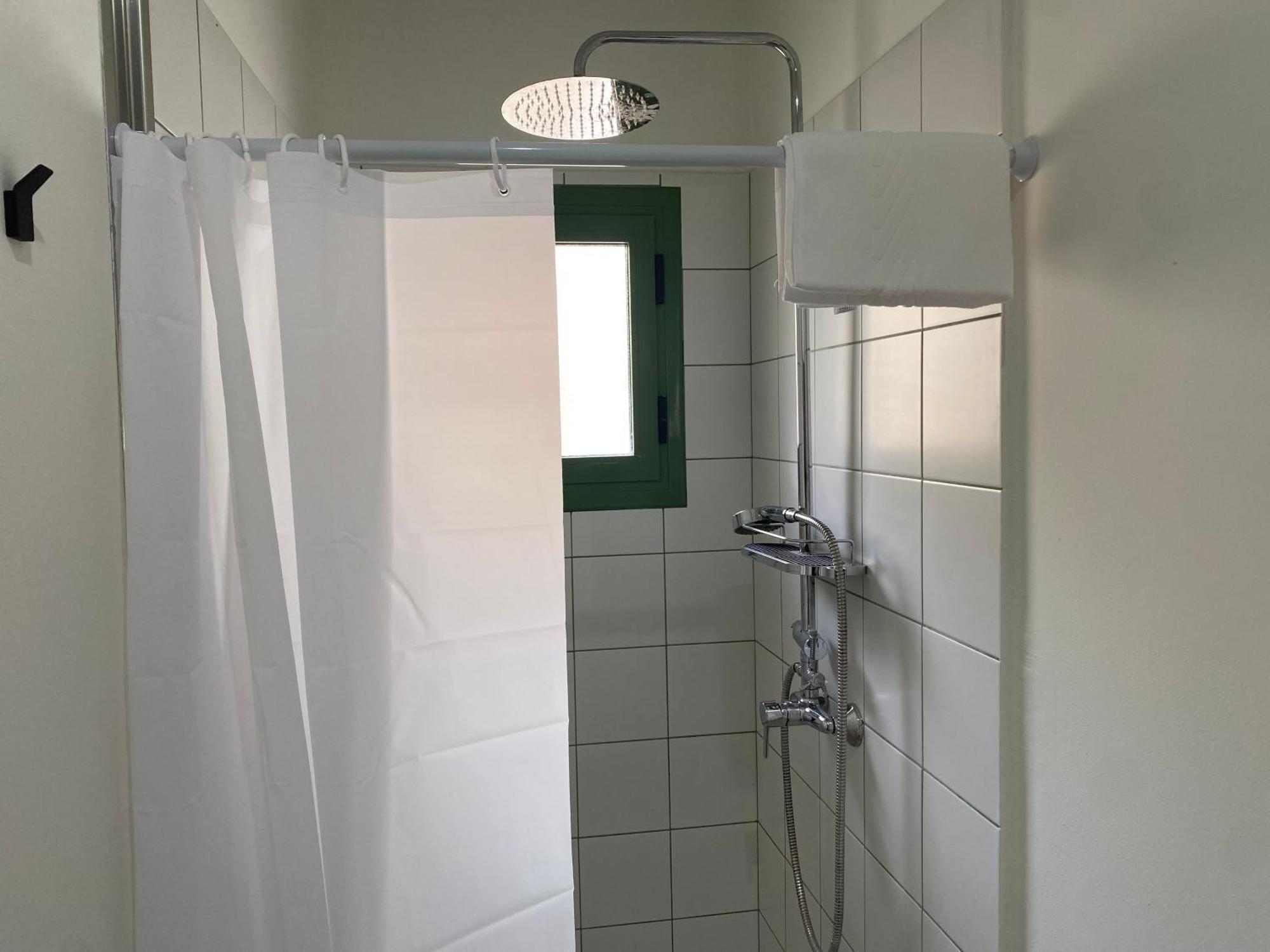 Les Filles Hotell Deltebre Exteriör bild