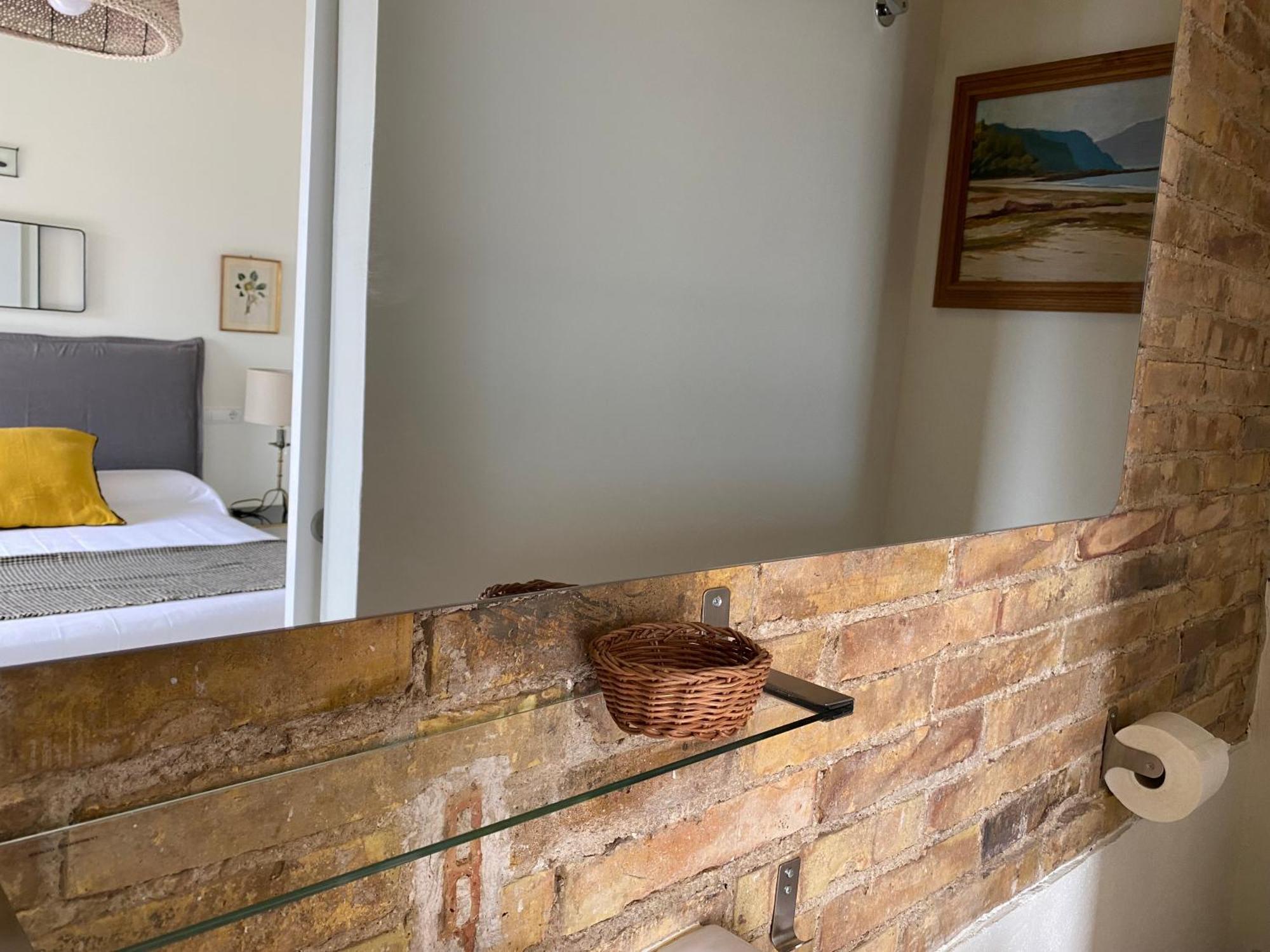 Les Filles Hotell Deltebre Exteriör bild